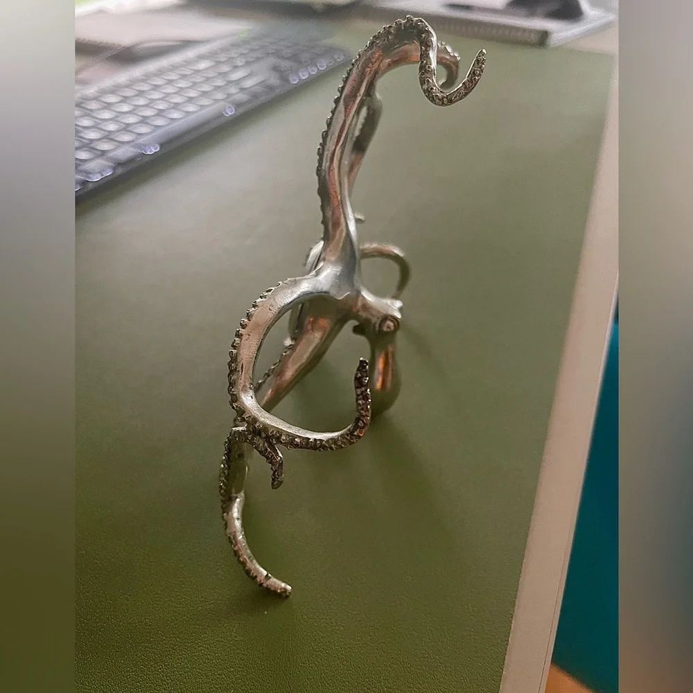 Stainless Steel Octopus Tabletop Clock